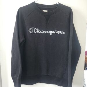 Champion Women's Black Sweatshirt